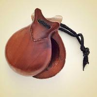 Pixwords Attēls ar maisiņš, āda, string, brūns, objekts Juan Moyano (Nito100)