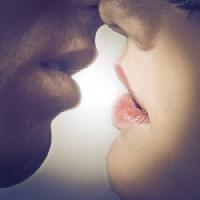 Pixwords Attēls ar skūpsts, sieviete, mute, cilvēks, lūpām Bowie15 - Dreamstime