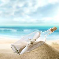 Pixwords Attēls ar pudele, jūra, smiltis, papīrs, okeāns Silvae1 - Dreamstime